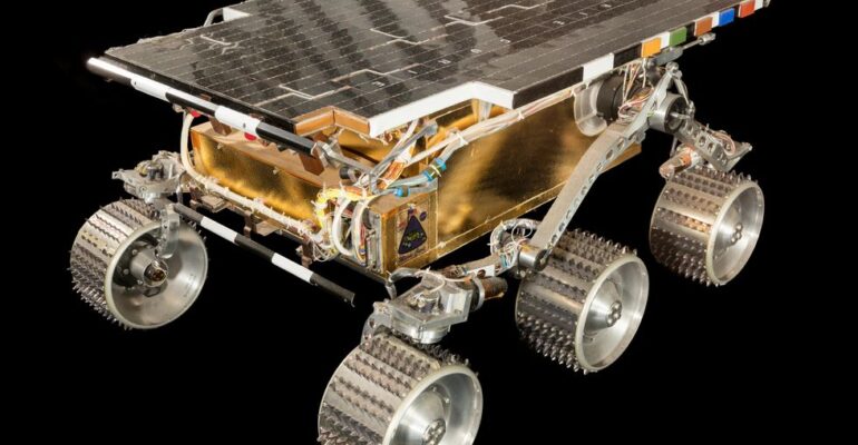 This Little Mars Rover Stayed Home