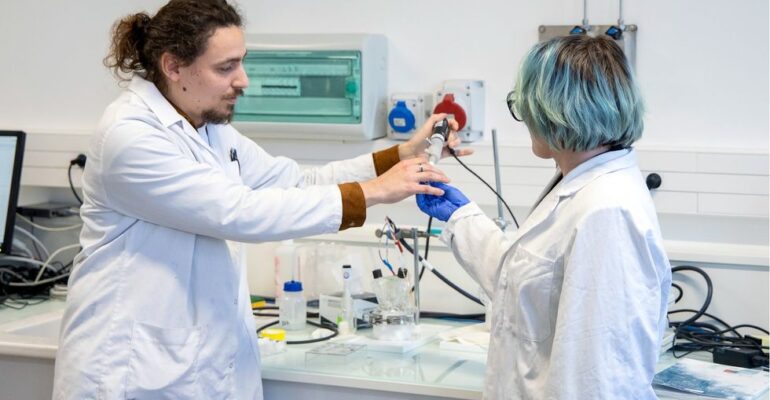 Could This Fuel Cell Tech Help Scale Green Hydrogen?