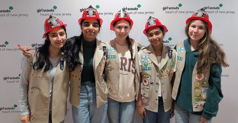 IEEE and Girl Scouts Are Working on Getting Girls Into STEM