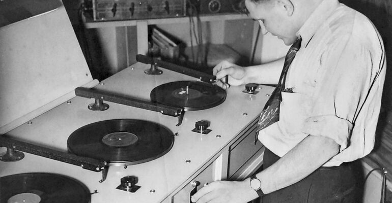 Remembering Gus Gaynor: A Devoted IEEE Volunteer